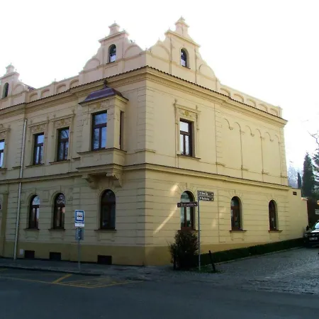 Apartman Pod Rozhlednou Roudnice nad Labem Exterior photo